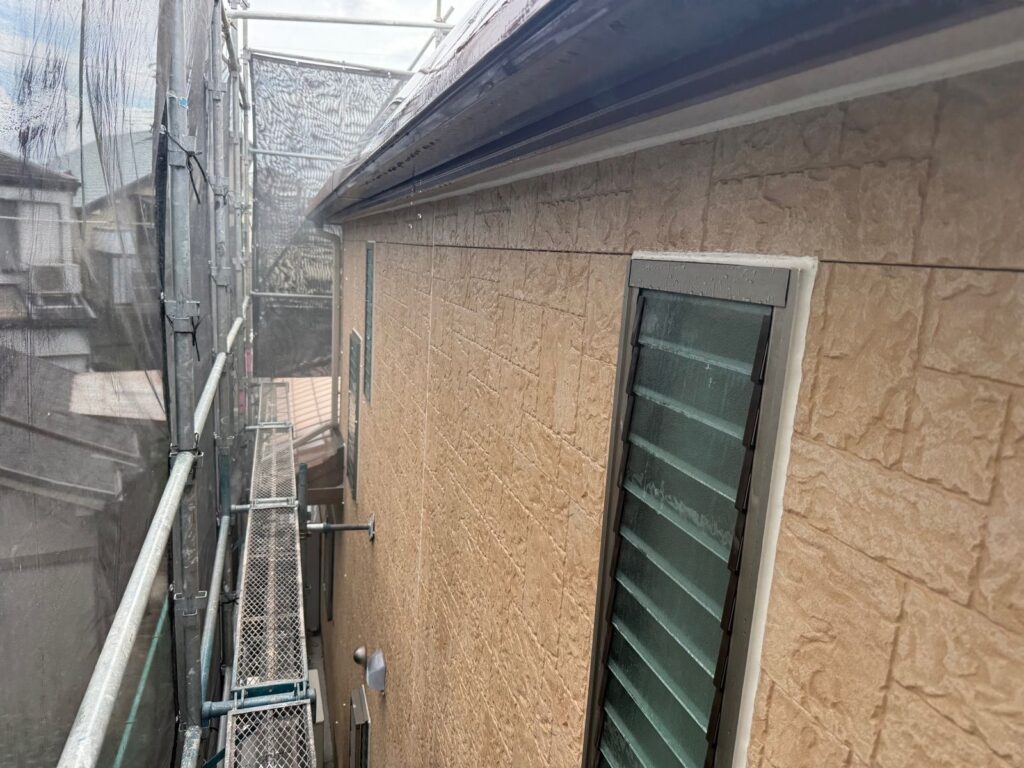 外壁 バイオ洗浄液塗布