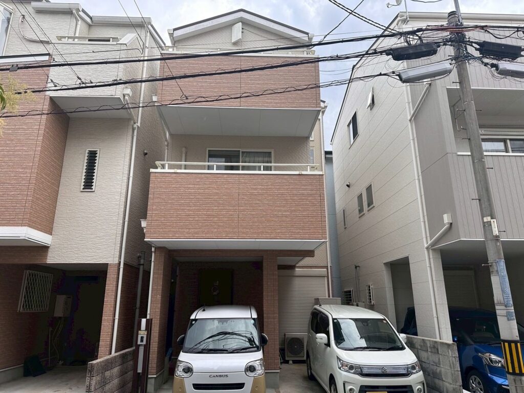 足場組立前全景