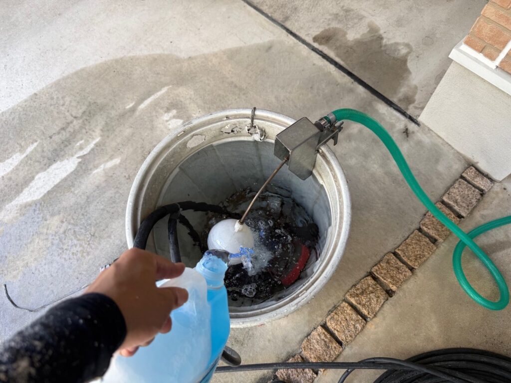 洗浄液投入